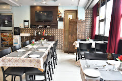 Cafe near THE SINGH EMPIRE, New Delhi