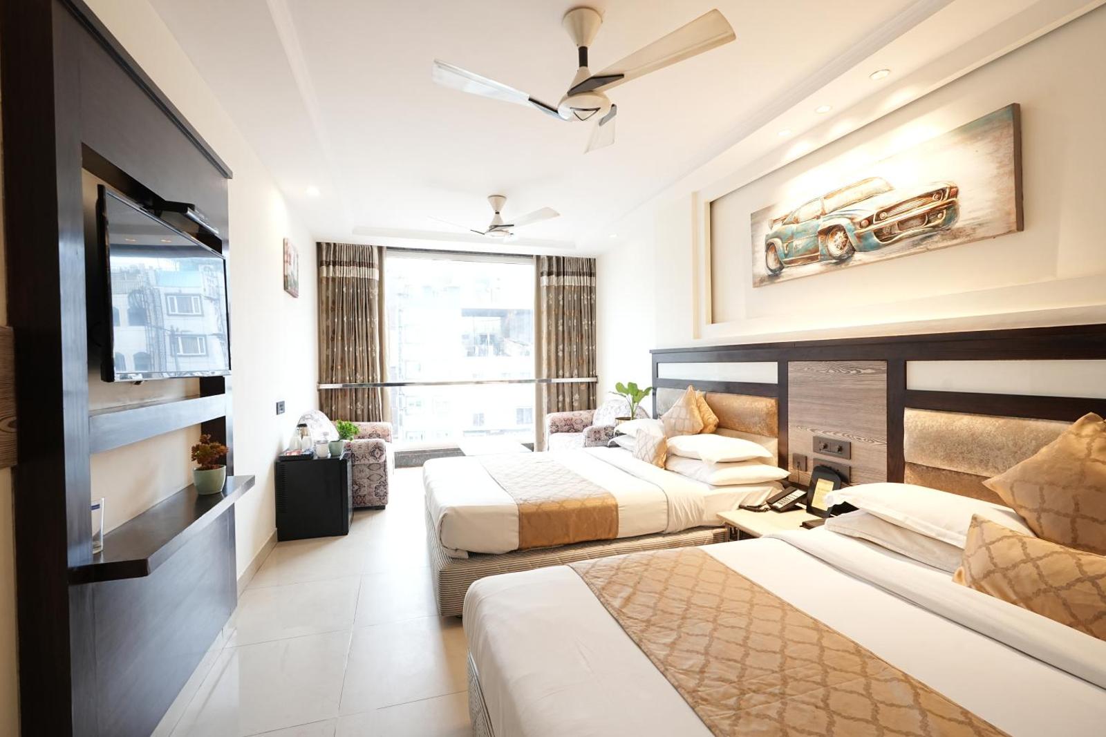 Family Suite with Airport Pickup